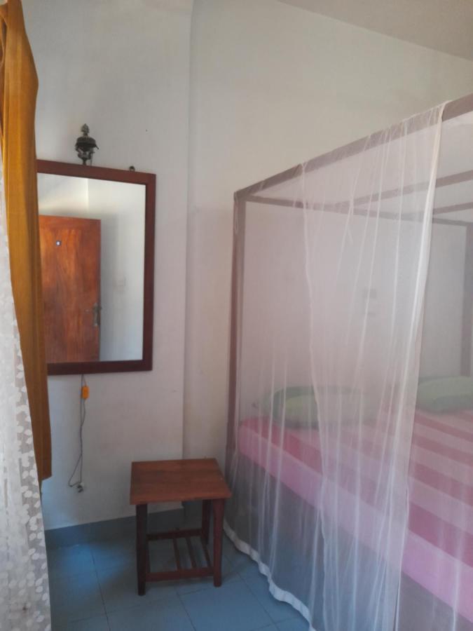 Hotel Santis Hikkaduwa Exterior foto